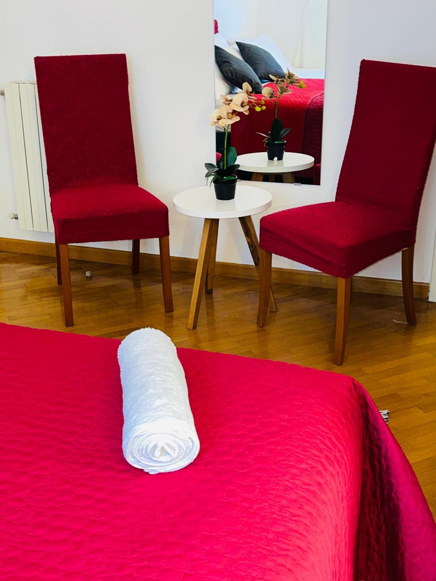 Holiday Colosseum Rome Bed and Breakfast Exterior foto